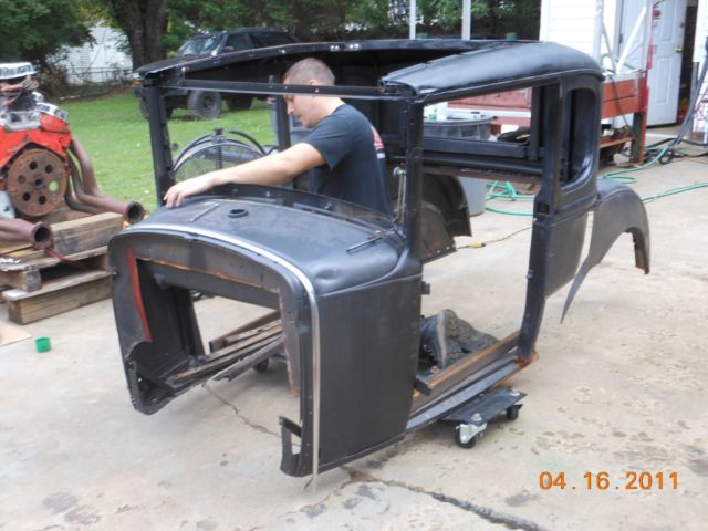 1930 Ford FIVE WINDOW COUPE - photo 3