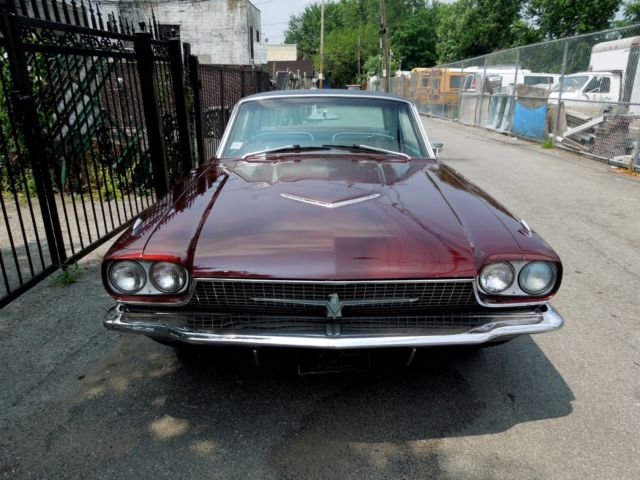 1966 Ford Thunderbird - photo 2