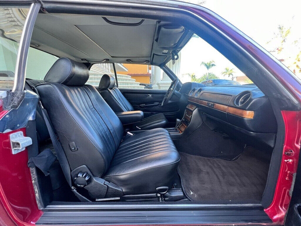1982 Mercedes-Benz 300-Series 300CD - 49K LOW MILES - TURBO DIESEL - RARE FIND! - photo 10