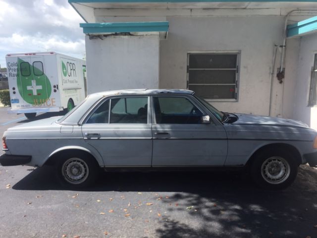 1985 Mercedes-Benz 300-Series Sedan - photo 6