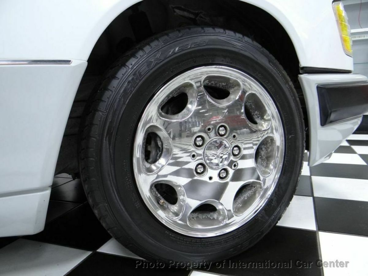 1992 Mercedes-Benz 300-Series 300 Series 2dr Coupe 300CE - photo 10