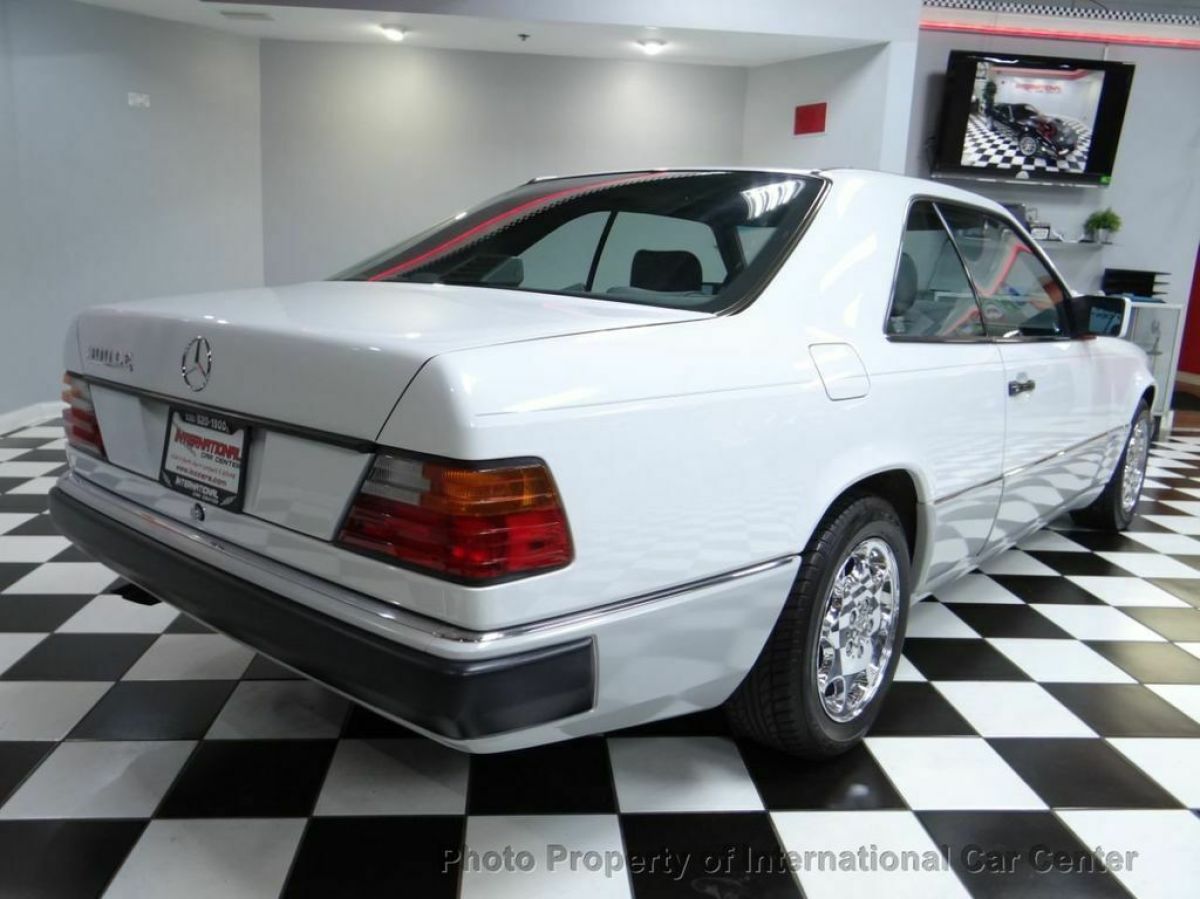 1992 Mercedes-Benz 300-Series 300 Series 2dr Coupe 300CE - photo 5