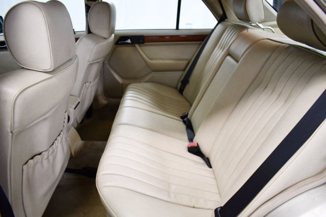 1993 Mercedes-Benz 300-Series 300 Series 4dr Sedan 300E Automatic - photo 12
