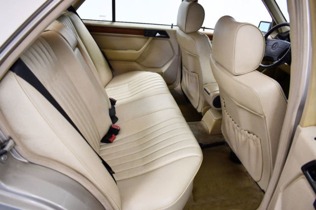 1993 Mercedes-Benz 300-Series 300 Series 4dr Sedan 300E Automatic - photo 13
