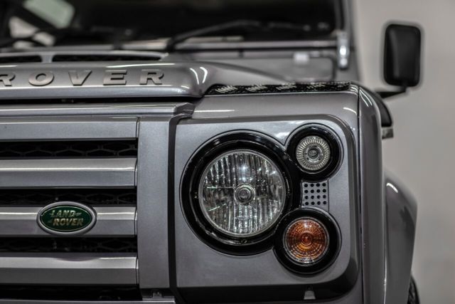 1986 Land Rover Defender 90 - photo 10
