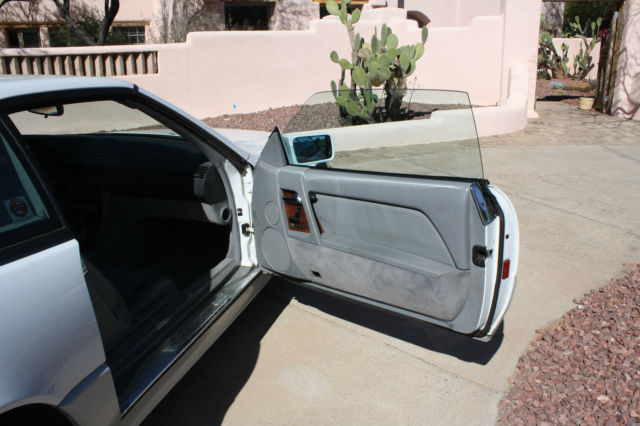 1991 Mercedes-Benz SL-Class 300 SL Convertible - photo 5