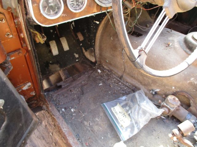 1966 Austin Healey 3000 MK III BJ-8 - photo 11