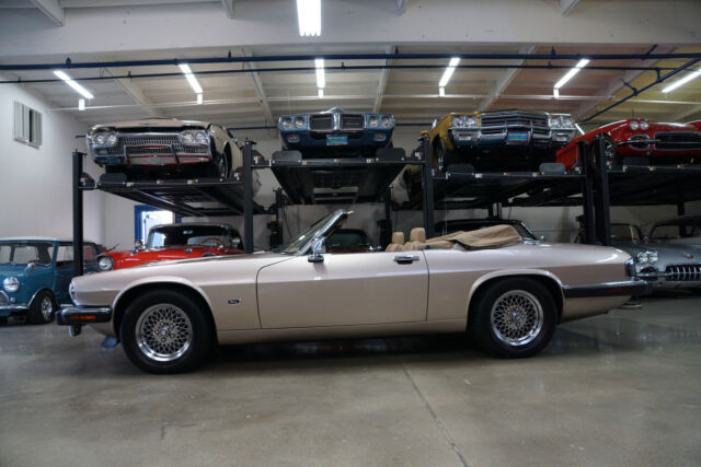 1992 Jaguar XJS 5.3L V12 Convertible with 30K original miles XJS - photo 3