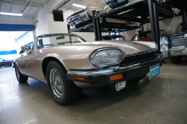 1992 Jaguar XJS 5.3L V12 Convertible with 30K original miles XJS - photo 5