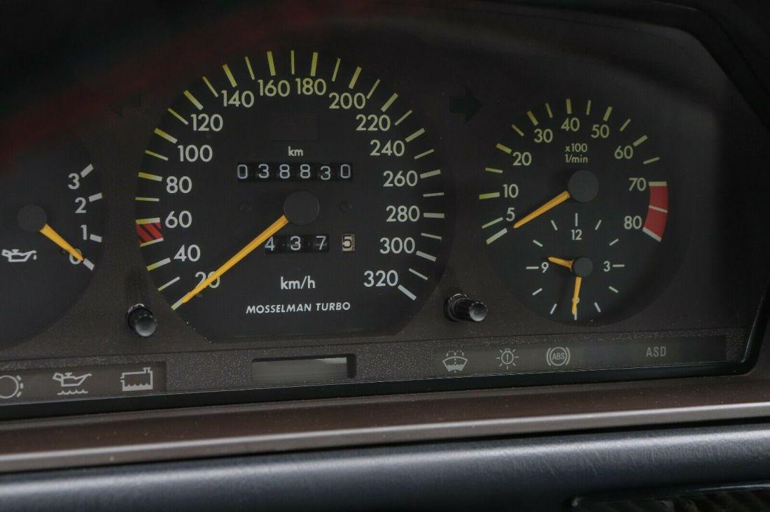 1991 Mercedes-Benz 300-Series 300CE - photo 11