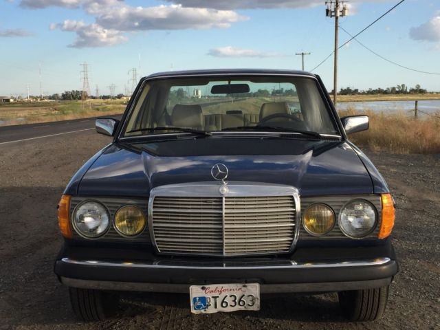 1984 Mercedes-Benz 300-Series - photo 2