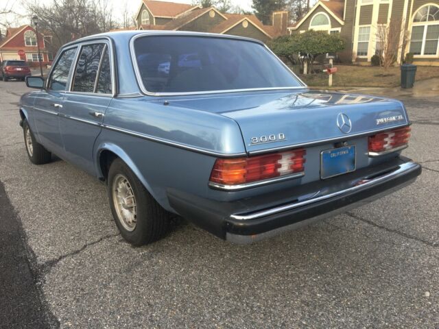1985 Mercedes-Benz 300-Series 300D LOW ORIGINAL MILE SUPER CLEAN SURVIVOR - photo 5