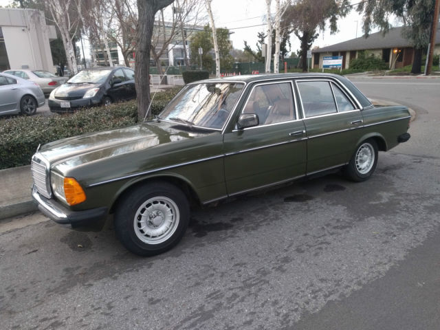1979 Mercedes-Benz 300-Series - photo 2