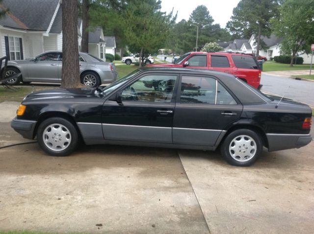 300d turbo diesel 1993 Mercedes-Benz 300-Series