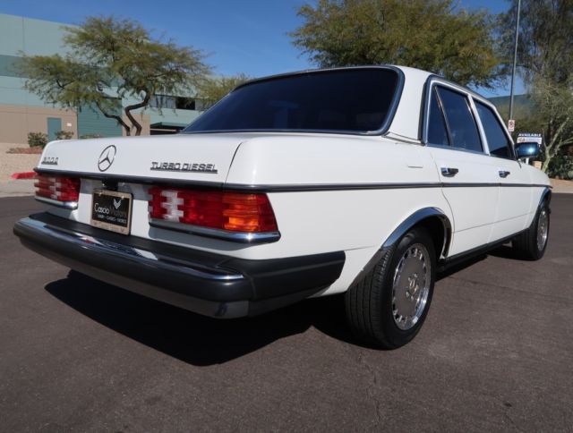 1985 Mercedes-Benz 300-Series 300D Turbo Diesel - photo 5