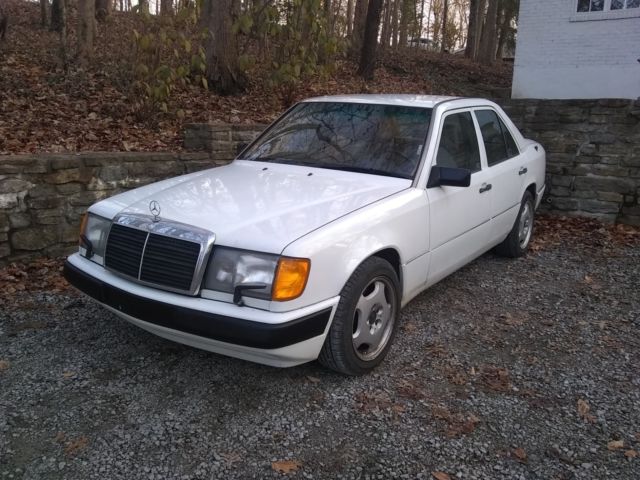 1991 Mercedes-Benz 300-Series