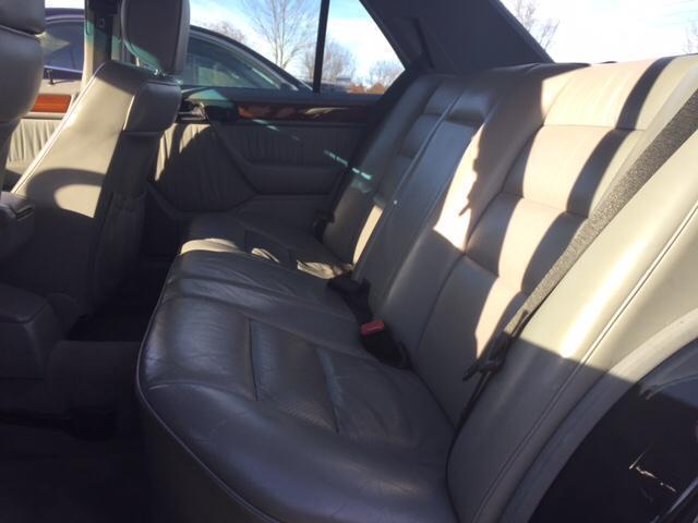 1993 Mercedes-Benz E-Class - photo 10