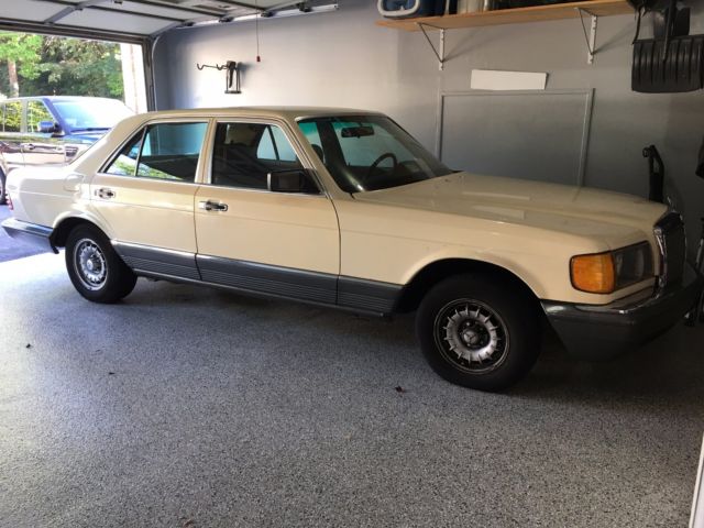 300SD GREAT CONDITION!! NO RESERVE AUCTION! HIGHEST BIDDER WINS HER!! 1981 Mercedes-Benz 300-Series