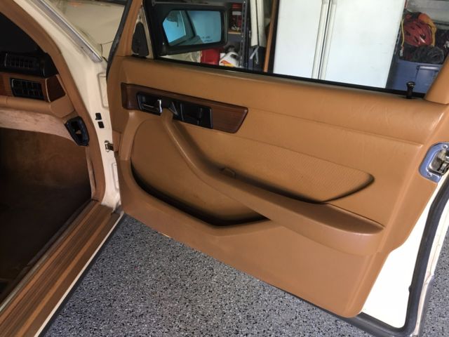 1981 Mercedes-Benz 300-Series - photo 10