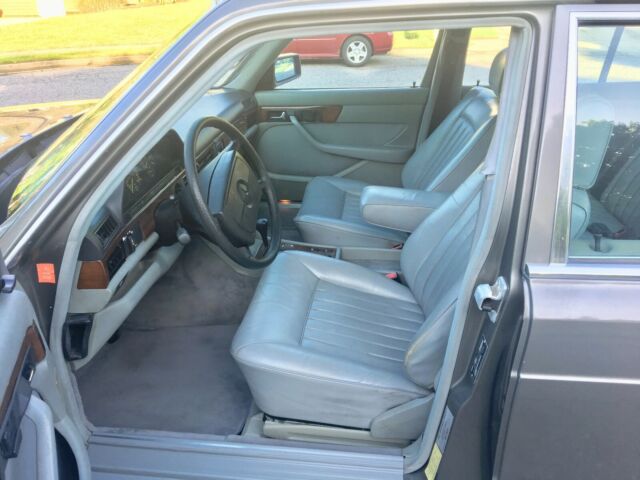 1985 Mercedes-Benz 300-Series 300SD LOW ORIGINAL MILES CLEAN GARAGED - photo 11