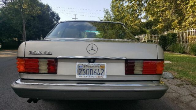 1990 Mercedes-Benz 300-Series SE W126 - photo 4