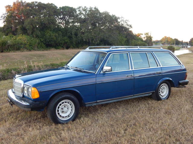 300TD Wagon "Very NICE & CLEAN, just needs a little TLC" 1984 Mercedes-Benz 300-Series Chrome