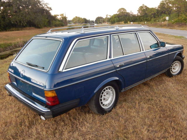 1984 Mercedes-Benz 300-Series Chrome - photo 4