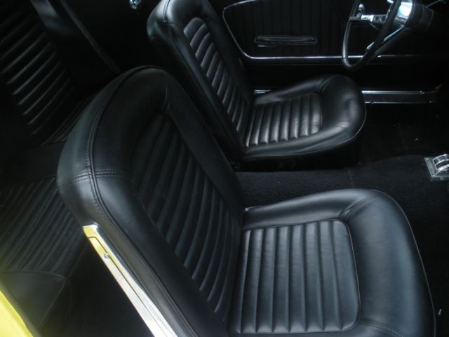 1965 Ford Mustang coupe - photo 7
