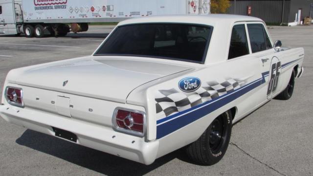 1965 Ford Fairlane Extremely Clean - photo 4