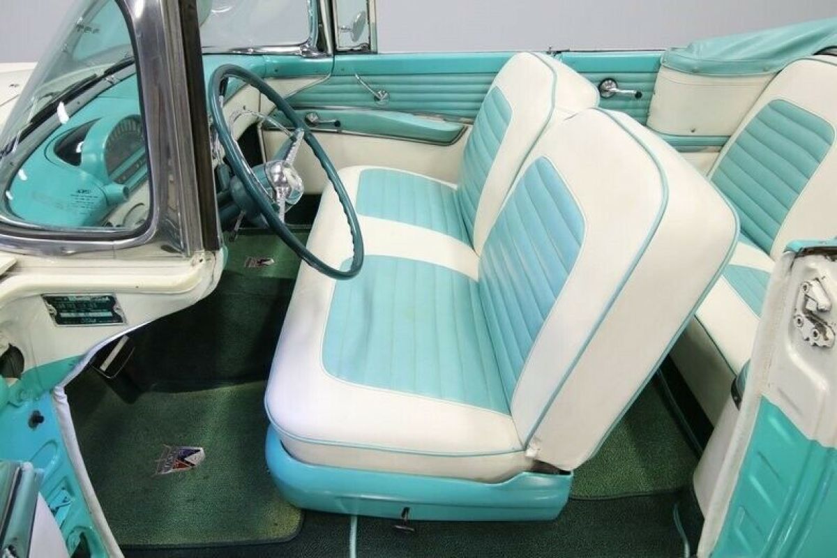 1955 Ford Fairlane Sunliner - photo 5