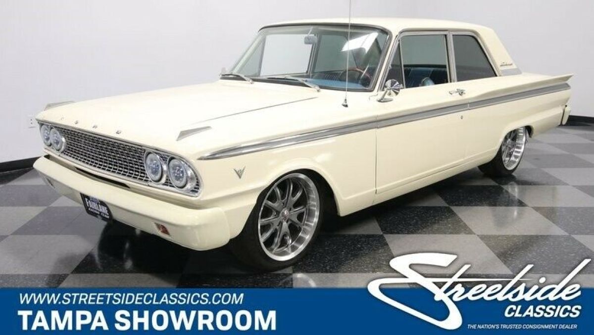 302 V8 AUTO COLD R-134 A/C P/S P/B FRONT DISC UPGRADED FRONT SUSPENSION 1963 Ford Fairlane 500 Restomod