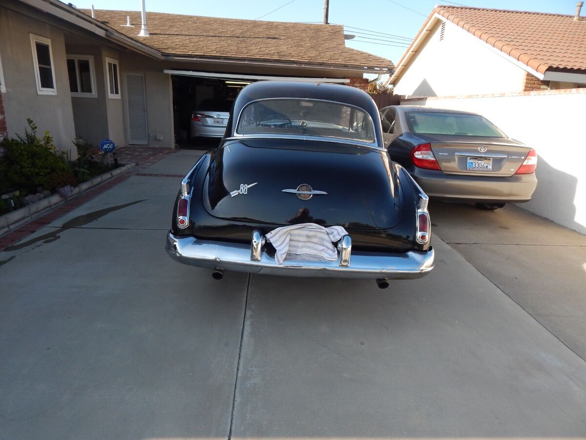 1950 Oldsmobile Eighty-Eight Club Coupe Sedan - photo 2