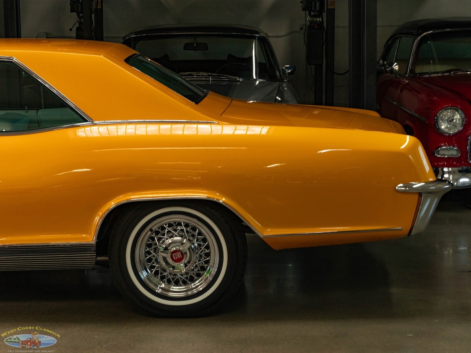 1965 Buick Riviera Custom 2 Door Hardtop - photo 8