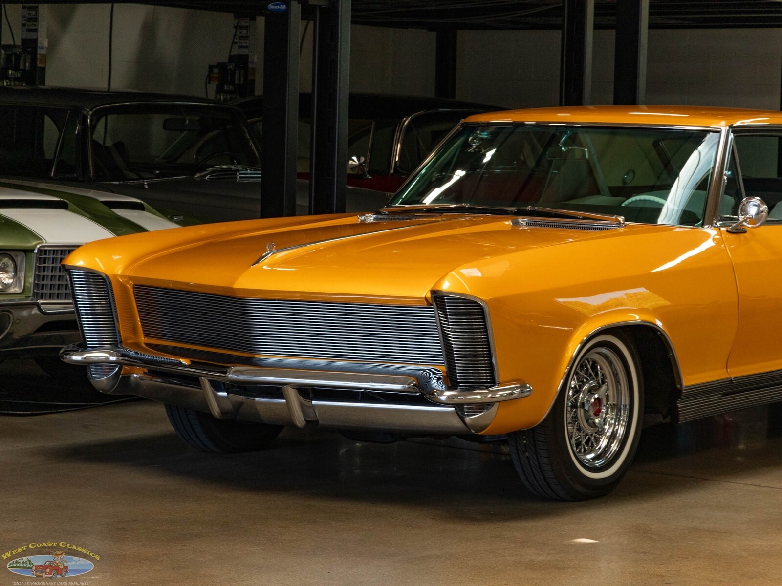 1965 Buick Riviera Custom 2 Door Hardtop - photo 8