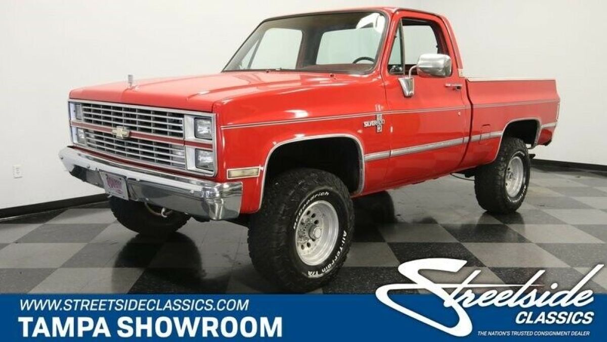 305 V8 7004 OVERDRIVE P/S P/B FRONT DISC POWER WINDOWS BF GOODRICH A/T 4X4 1984 Chevrolet Other Pickups 4x4