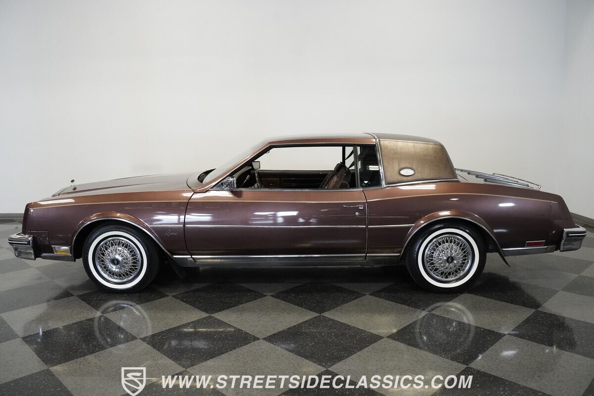 1983 Buick Riviera - photo 11