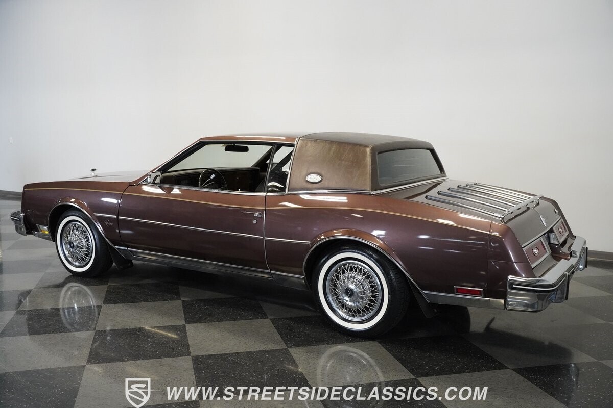 1983 Buick Riviera - photo 12