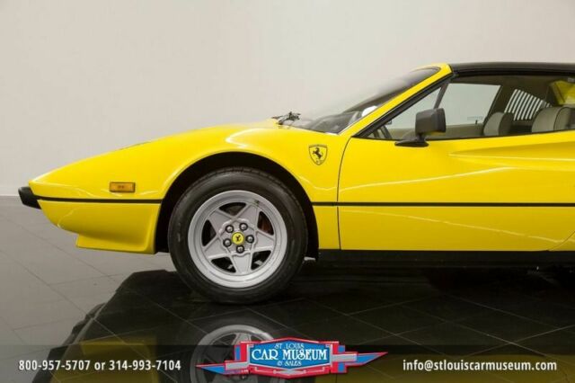 1985 Ferrari 308 GTS Quattrovalve -- - photo 7