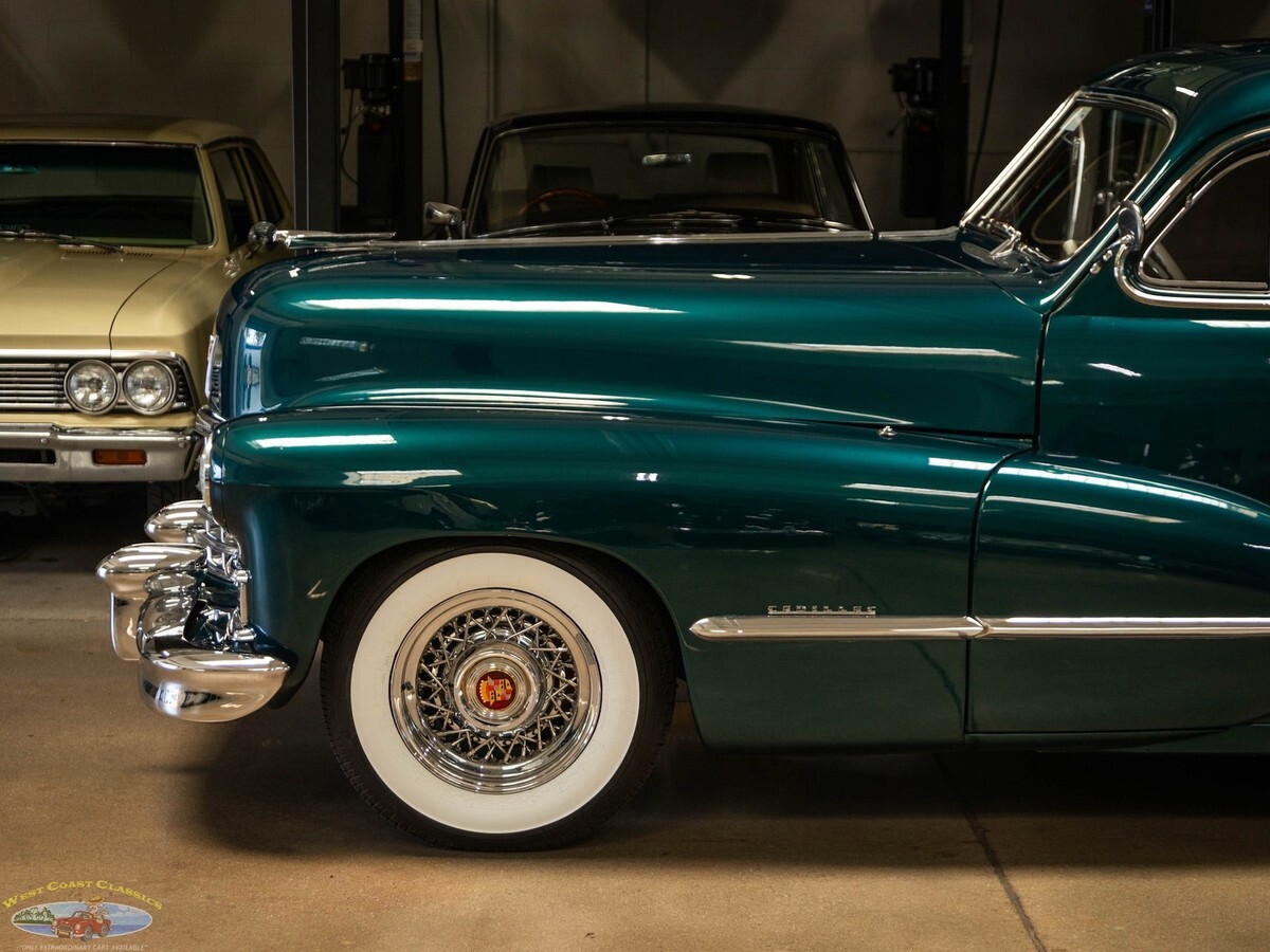 1946 Cadillac Series 61 Custom LS V8 2 Door Club Coupe - photo 5