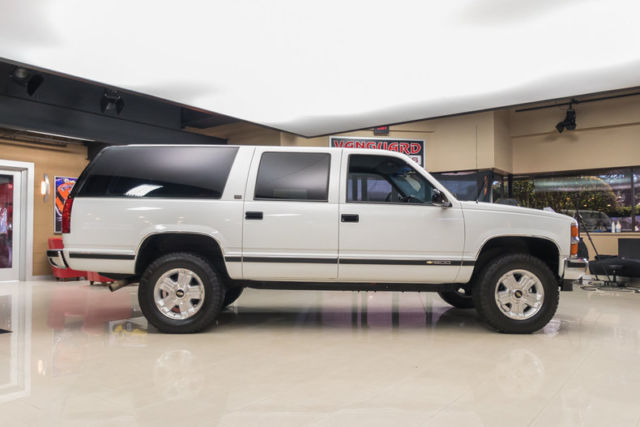 1994 Chevrolet Suburban 4X4 - photo 10
