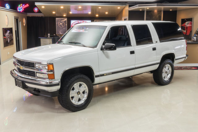 1994 Chevrolet Suburban 4X4 - photo 5