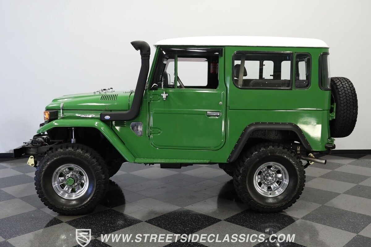 1977 Toyota Land Cruiser BJ40 - photo 3