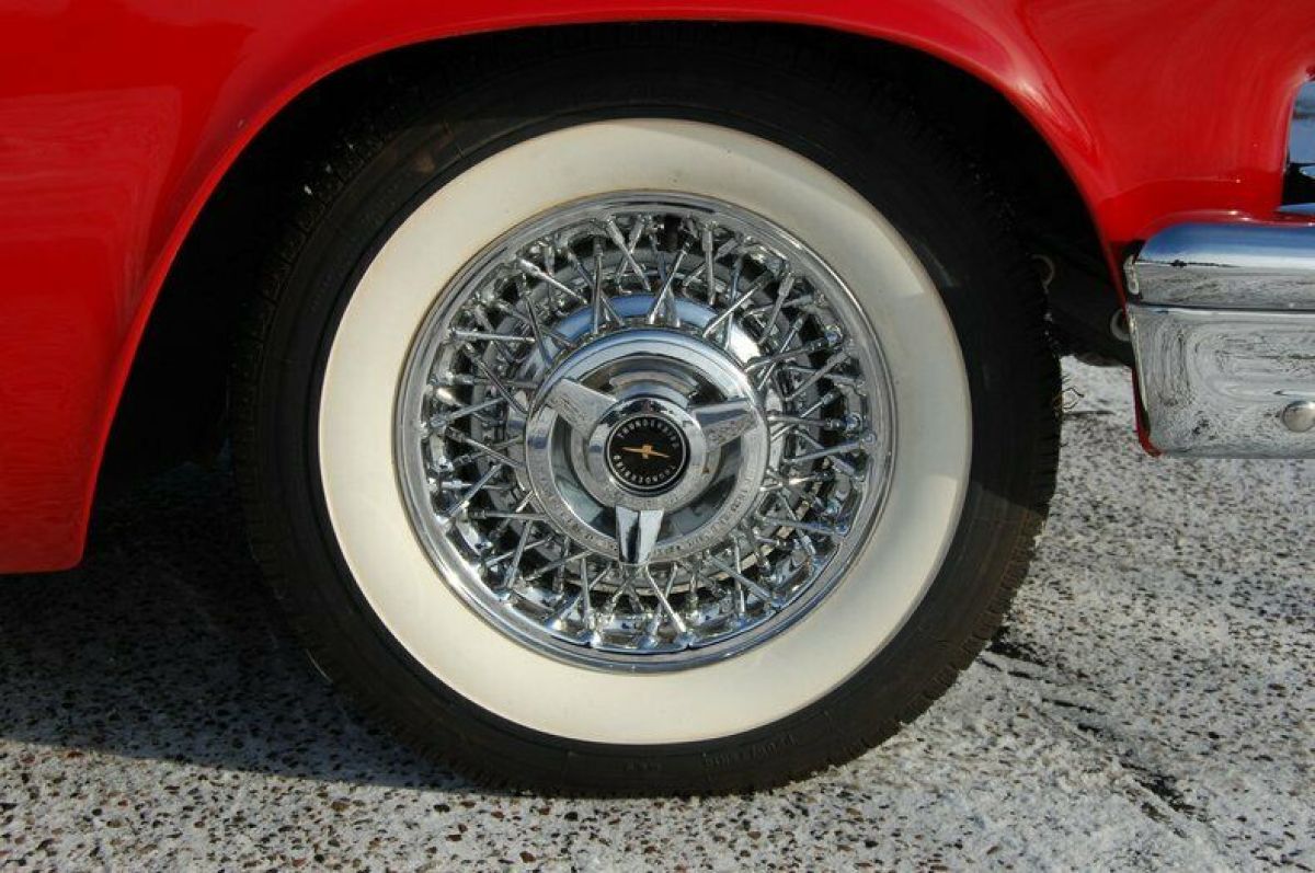 1957 Ford Thunderbird - photo 11