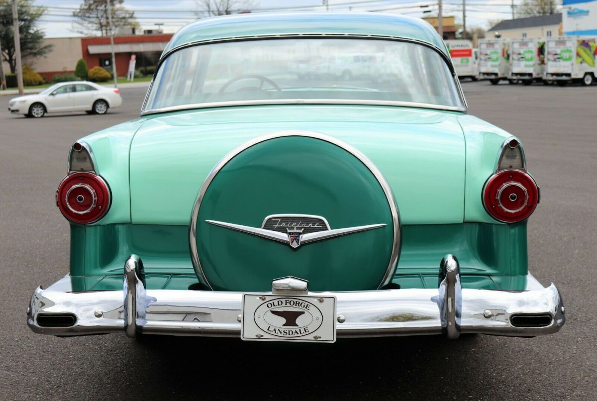 1956 Ford Fairlane - photo 11