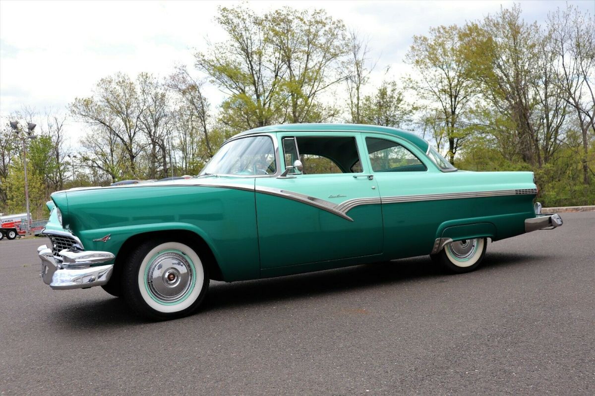 1956 Ford Fairlane - photo 12