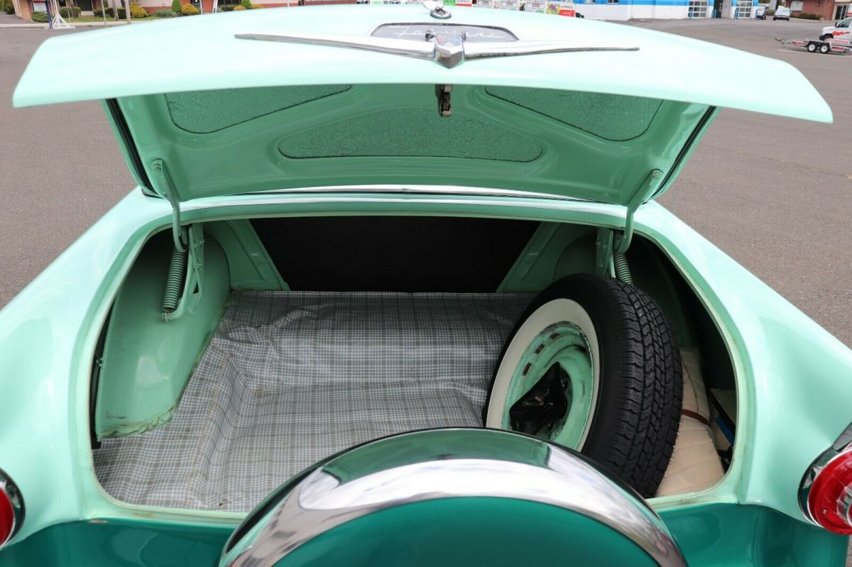 1956 Ford Fairlane - photo 5