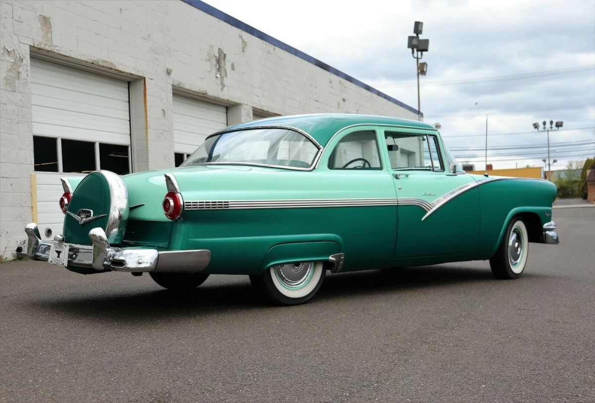 1956 Ford Fairlane - photo 8