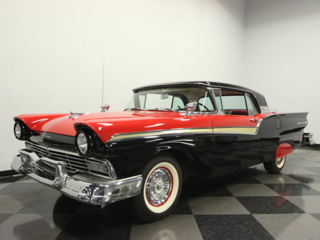 312 V8, GORGEOUS PAINT & INTERIOR, PERIOD CORRECT, BARGAIN PRICED RETRACTABLE!! 1957 Ford Skyliner