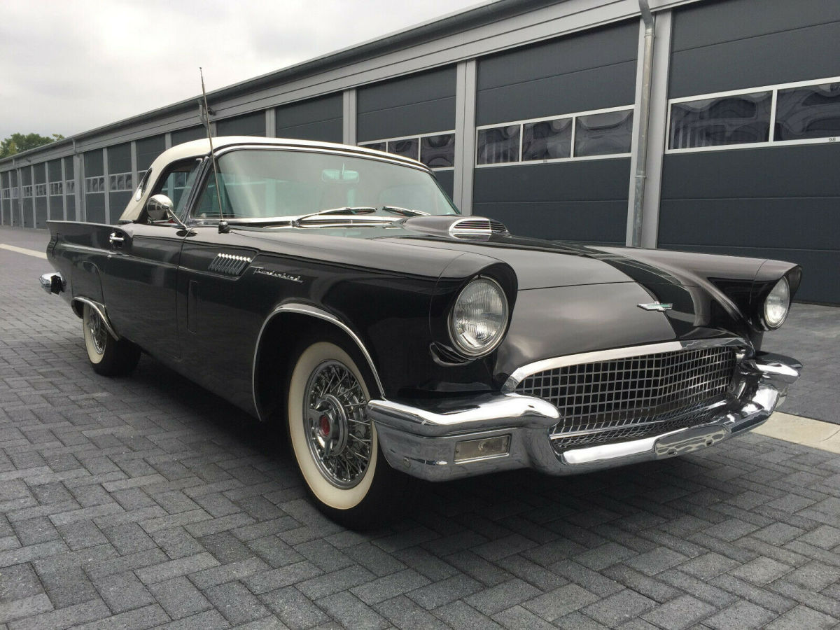 1957 Ford Thunderbird - photo 11