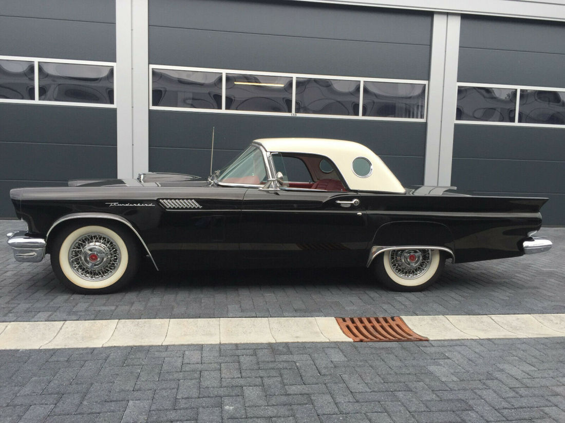 1957 Ford Thunderbird - photo 3